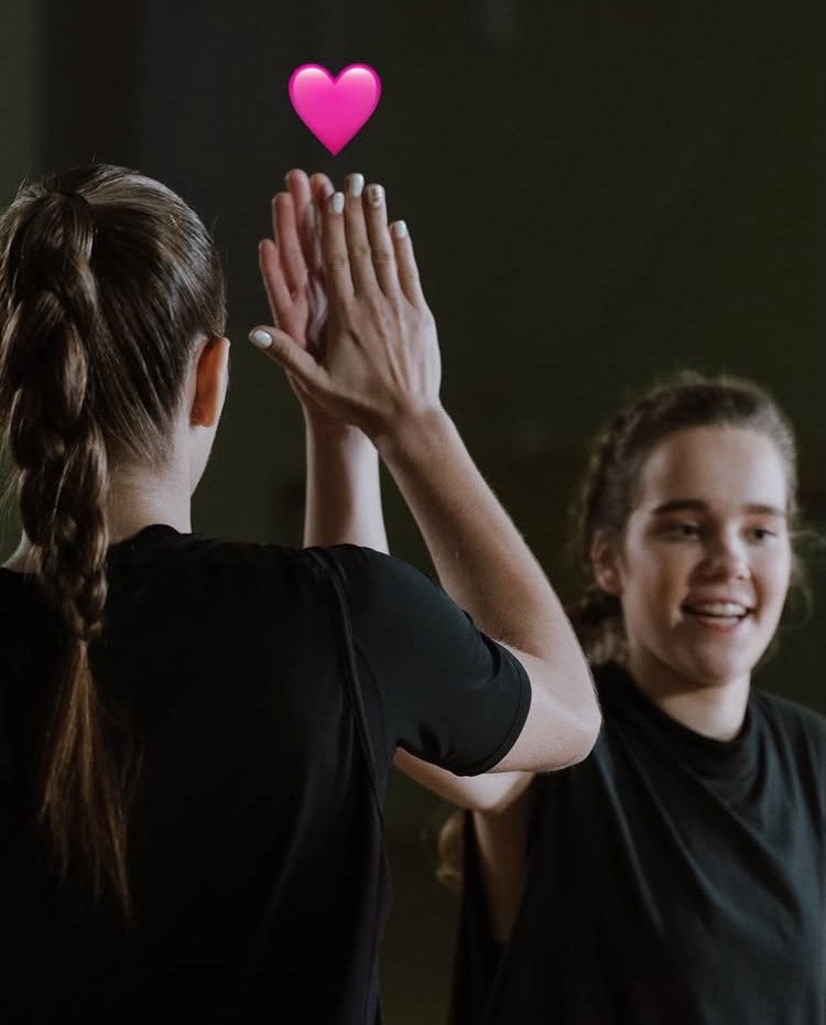 PinkkiBasket esillä Ylellä ja Helsingin Sanomissa